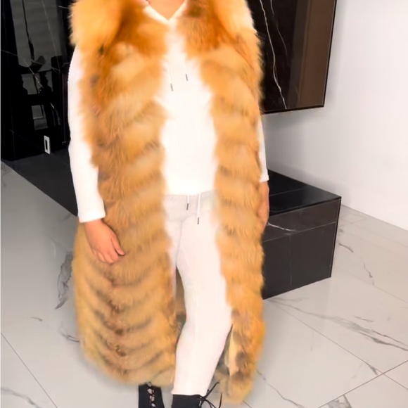 Full Length Brand New 2 in 1 Fox Coat & Vest - Picture 3 of 4